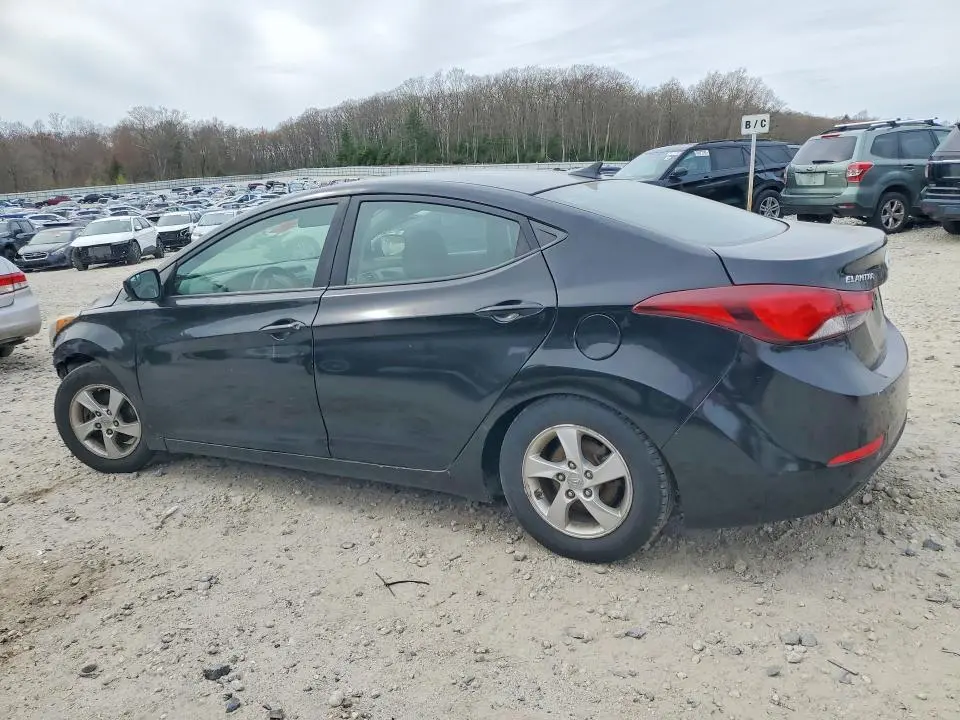 2014 HYUNDAI ELANTRA SE  