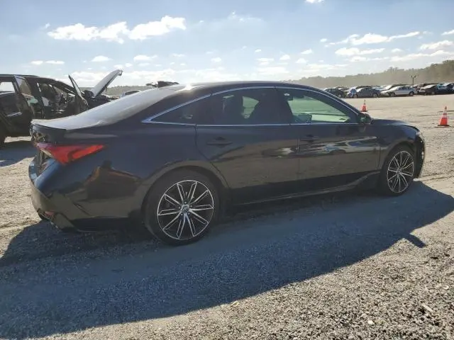 2019 TOYOTA AVALON XLE  
