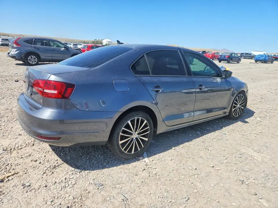 2015 VOLKSWAGEN JETTA SE  