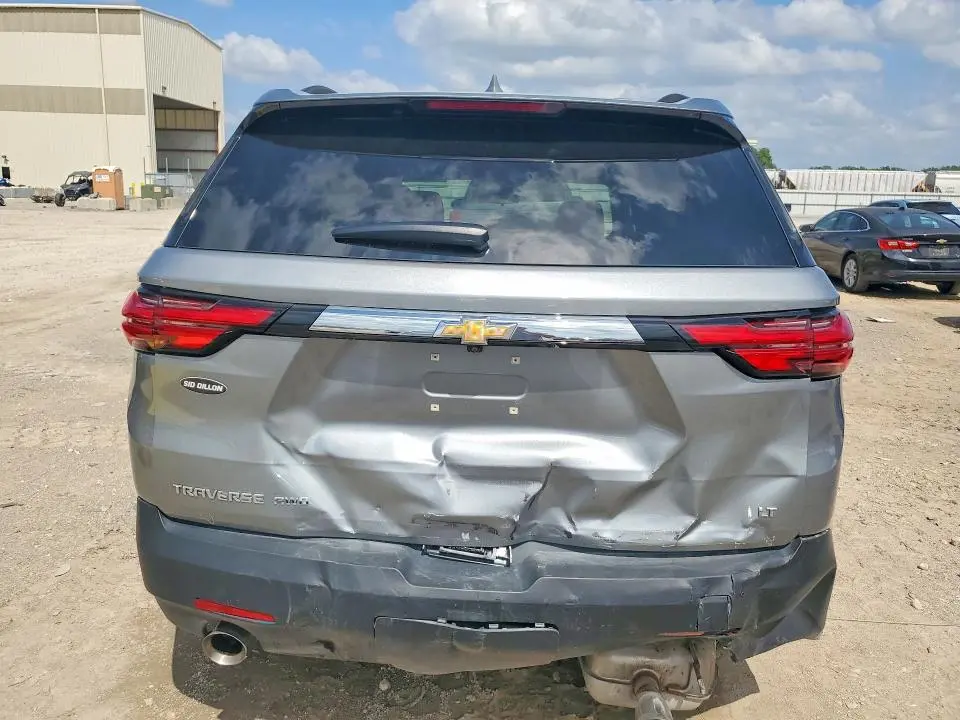 2023 CHEVROLET TRAVERSE LT  