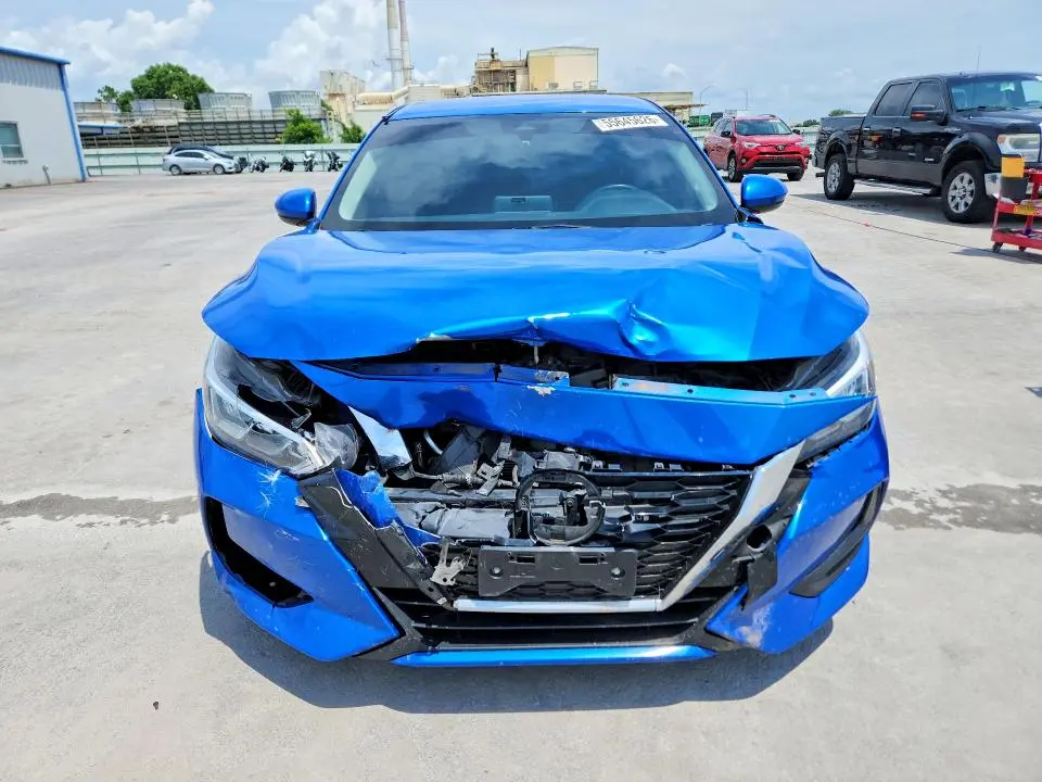 2021 NISSAN SENTRA SV  