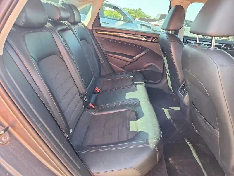 2014 VOLKSWAGEN PASSAT SEL  