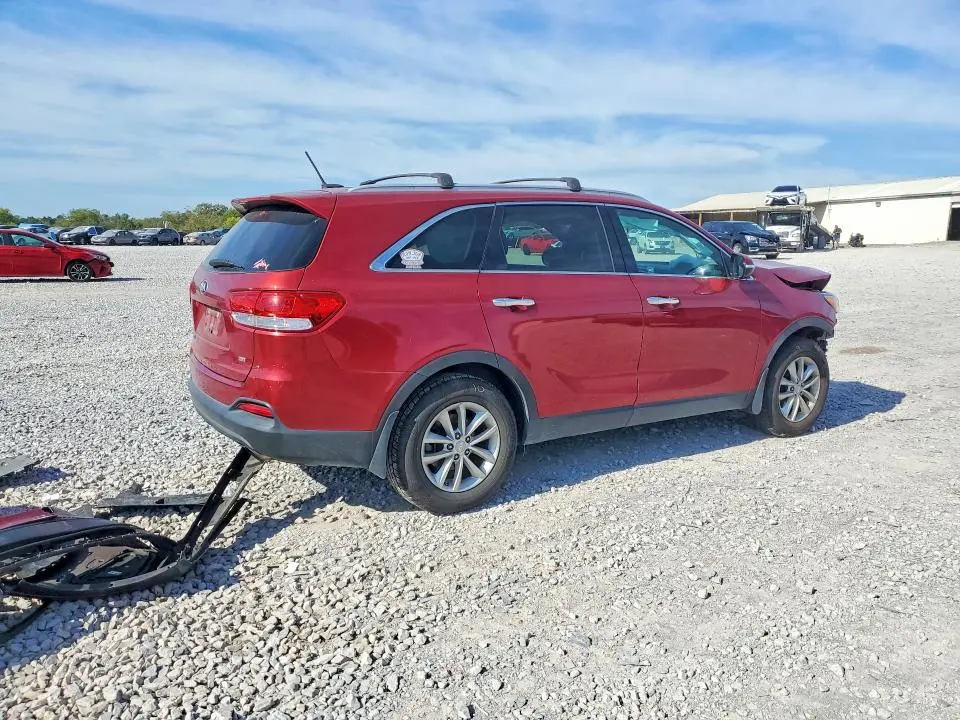 2017 KIA SORENTO LX  