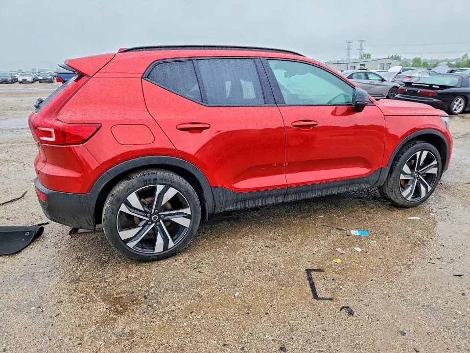 2023 VOLVO XC40 ULTIMATE  