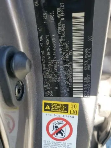 2019 TOYOTA HIGHLANDER SE  