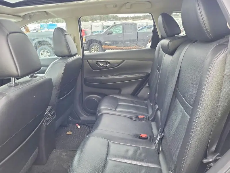2016 NISSAN ROGUE S  