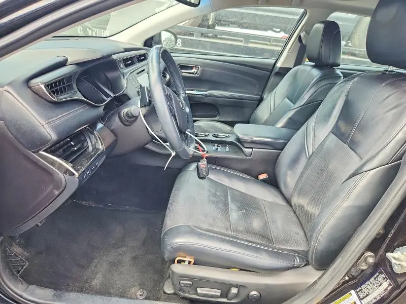 2016 TOYOTA AVALON LIMITED  