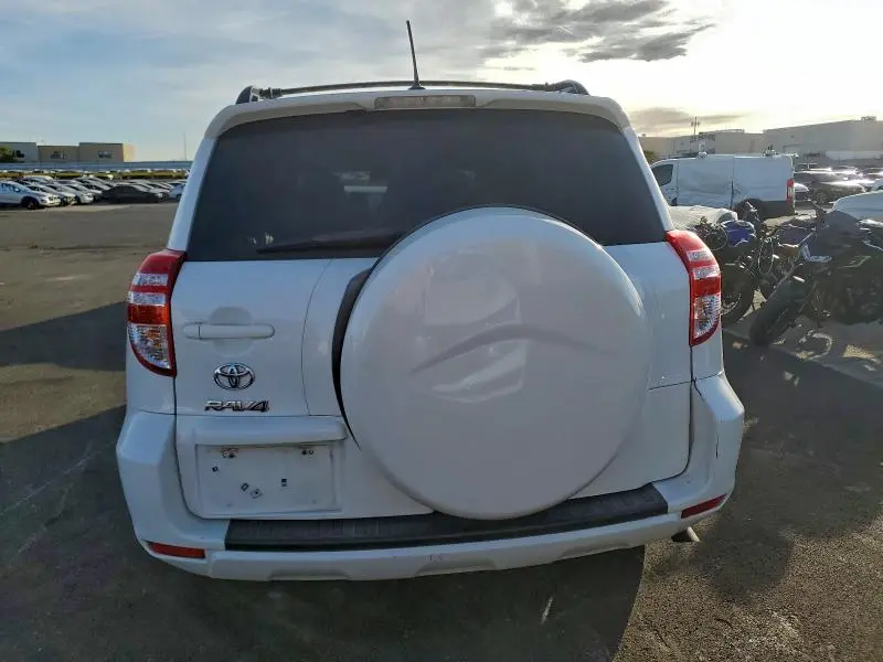 2012 TOYOTA RAV4   