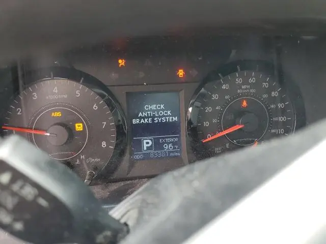 2017 TOYOTA SIENNA LE  