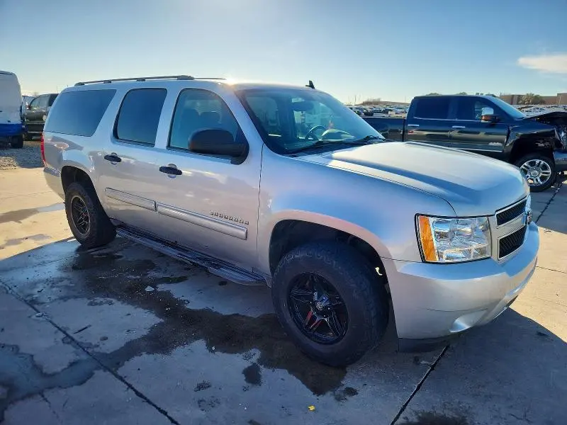 2010 CHEVROLET SUBURBAN C1500 LS  
