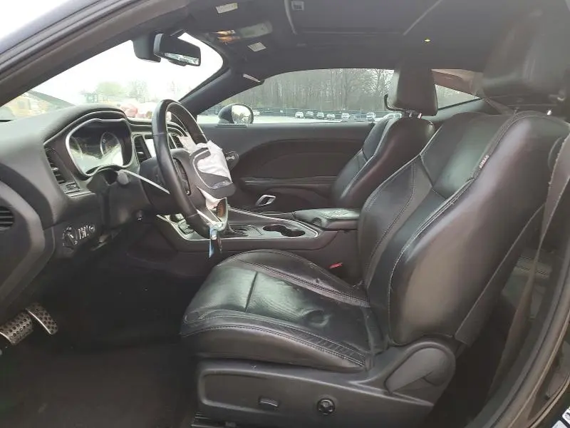 2017 DODGE CHALLENGER SXT  