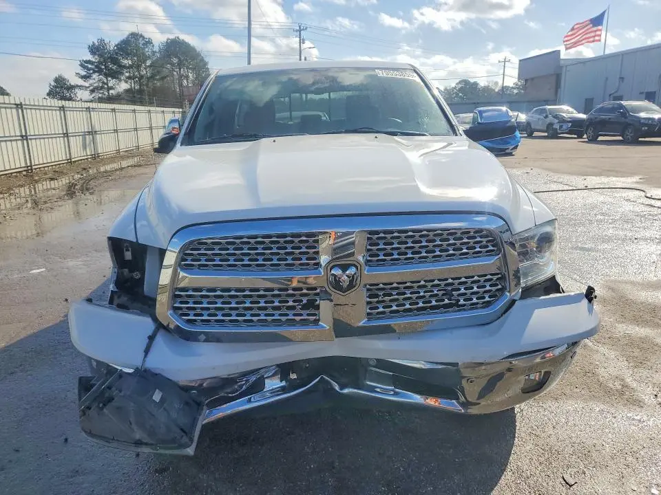 2015 RAM 1500 LARAMIE  