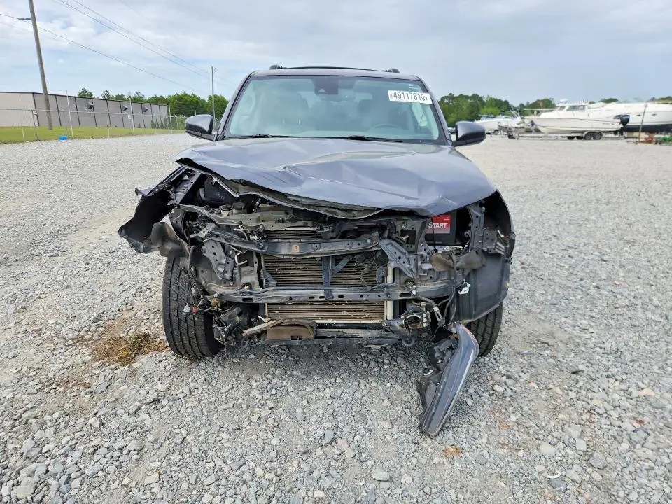 2022 TOYOTA 4RUNNER SR5  