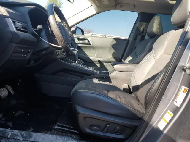 2023 MITSUBISHI OUTLANDER SE  