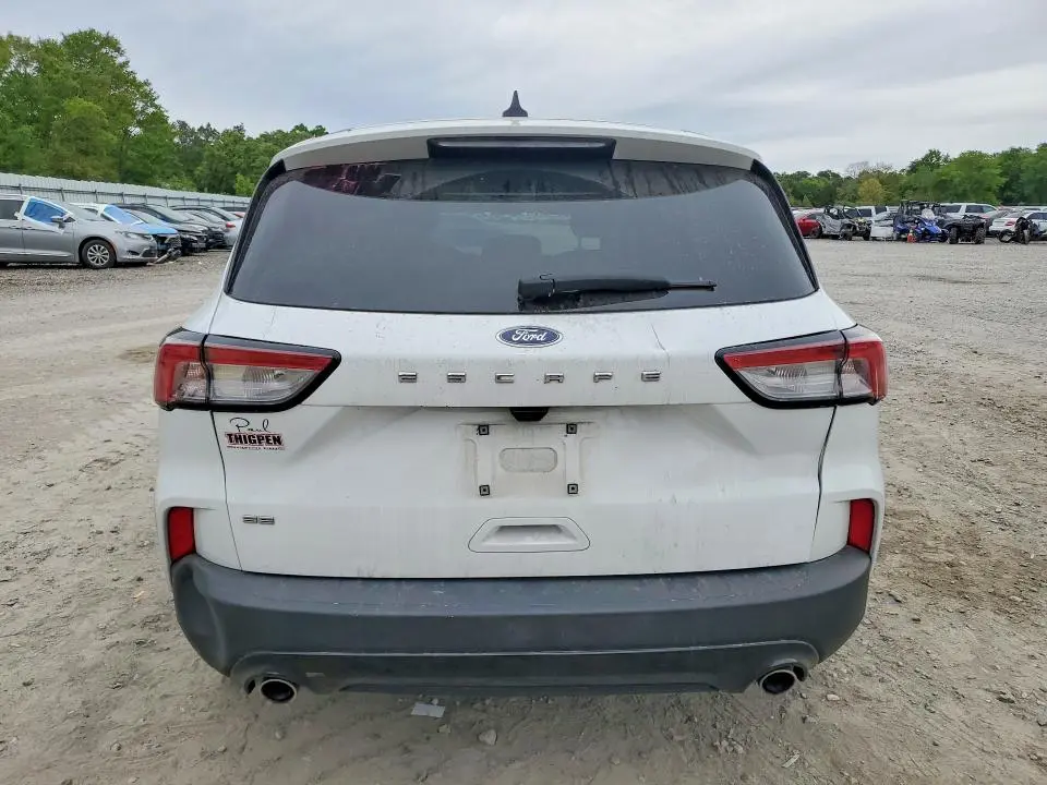 2022 FORD ESCAPE SE  