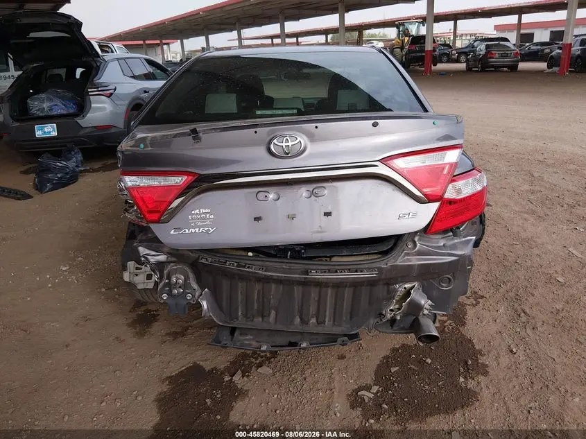 2017 TOYOTA CAMRY SE