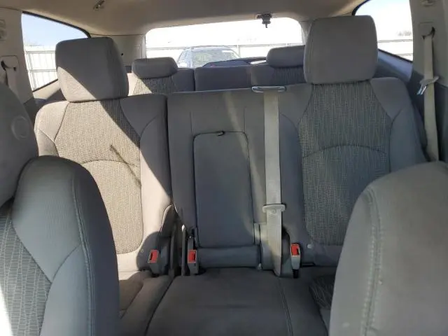 2014 CHEVROLET TRAVERSE LS  