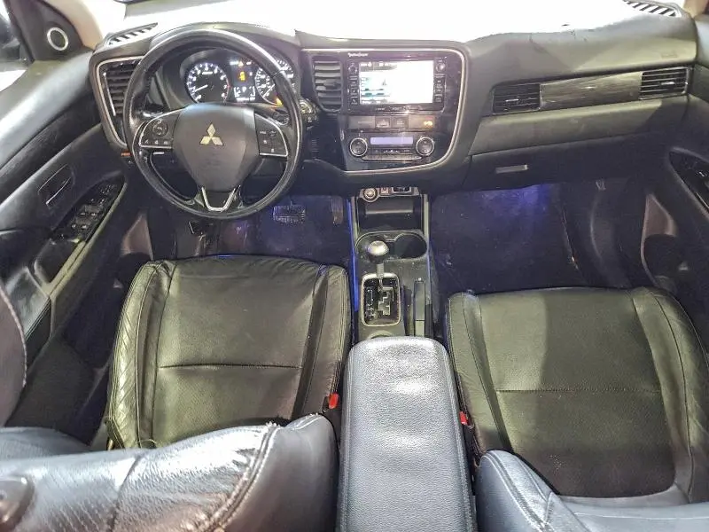 2016 MITSUBISHI OUTLANDER SE  