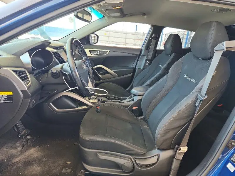 2017 HYUNDAI VELOSTER BASE  