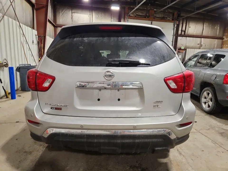 2020 NISSAN PATHFINDER SL  