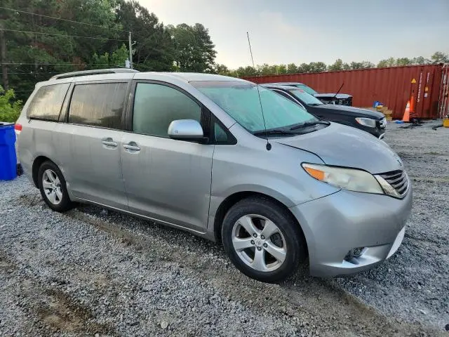 2011 TOYOTA SIENNA LE  