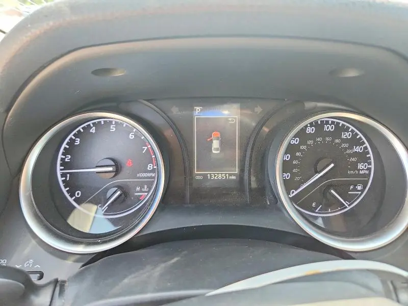 2018 TOYOTA CAMRY SE  
