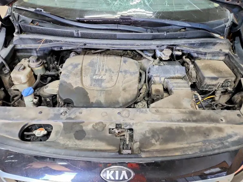 2018 KIA SEDONA LX  