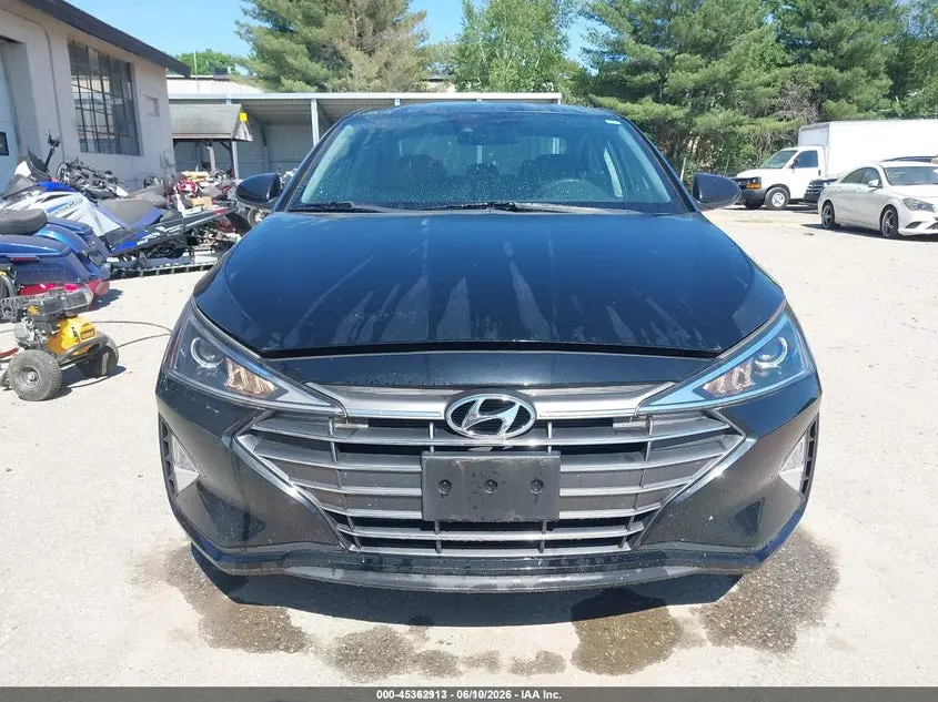 2020 HYUNDAI ELANTRA SE