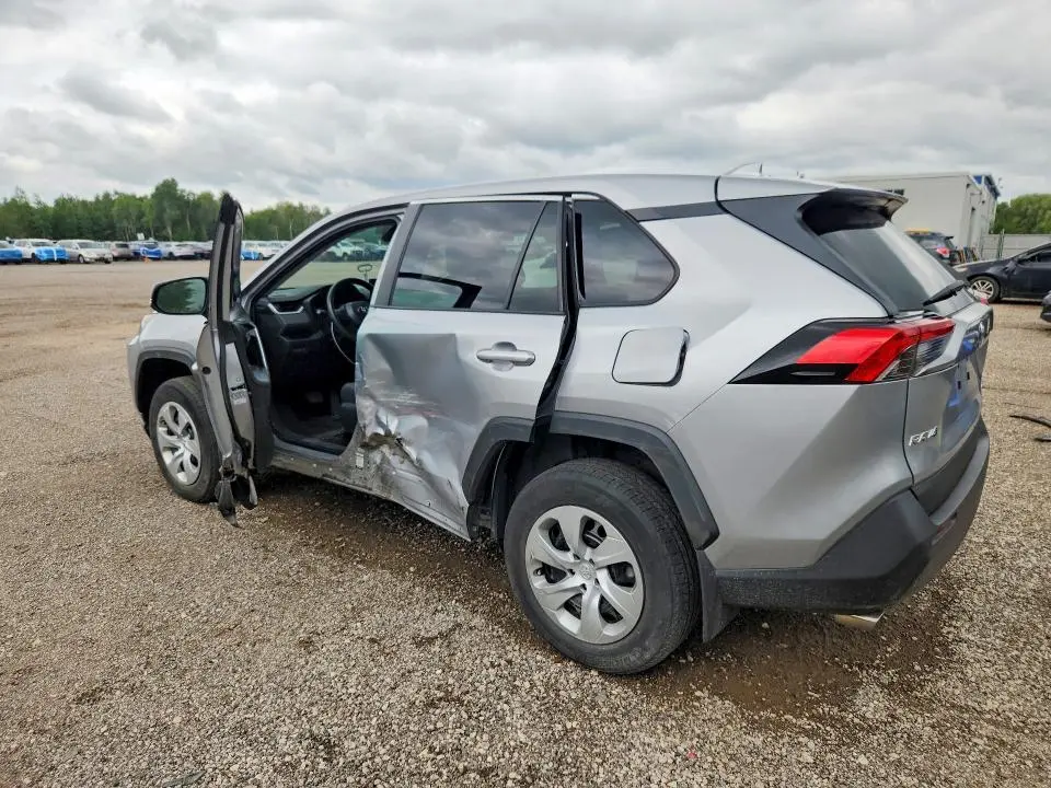 2022 TOYOTA RAV4 LE  