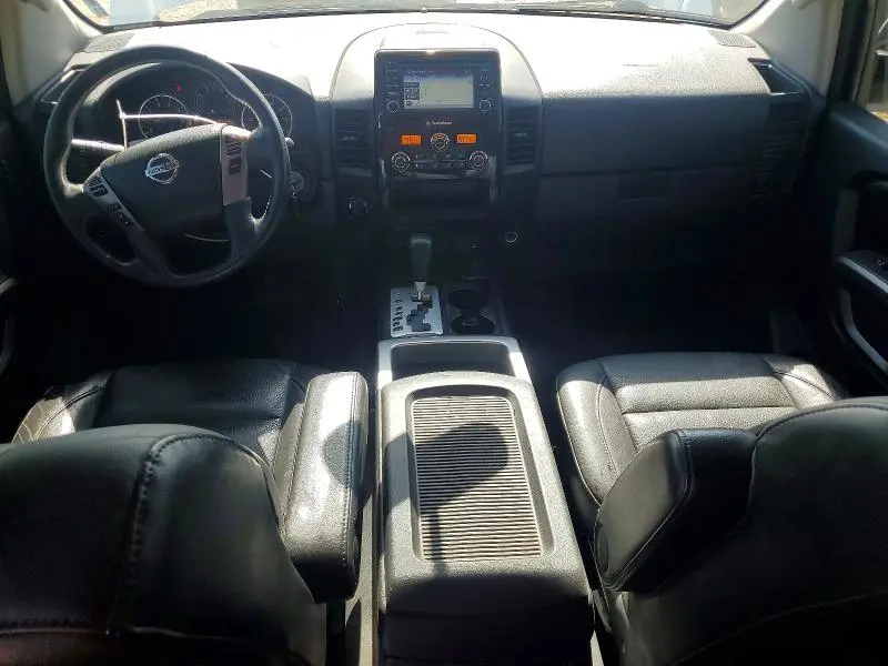 2015 NISSAN TITAN SL  
