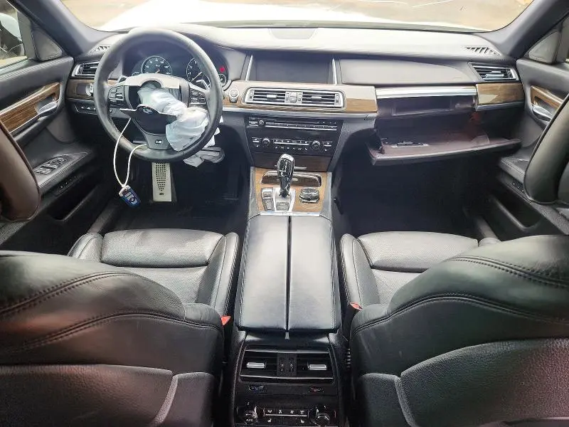2014 BMW 750 LXI  