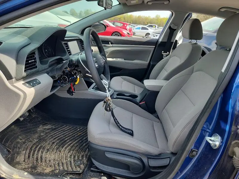 2020 HYUNDAI ELANTRA SEL  