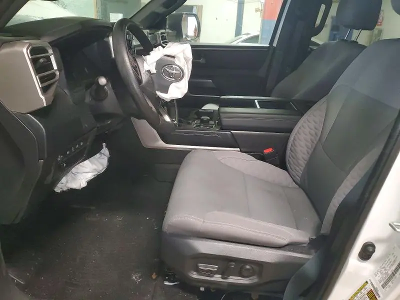 2025 TOYOTA TUNDRA CREWMAX SR  