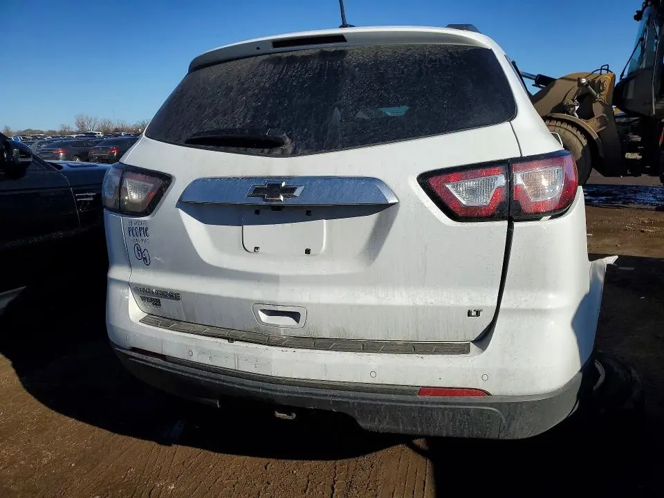 2017 CHEVROLET TRAVERSE LT  