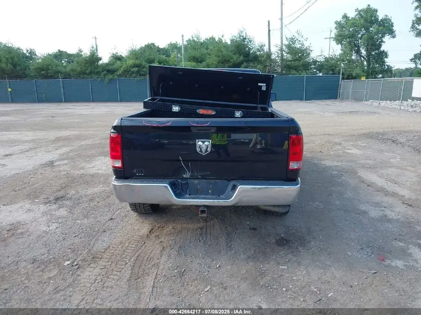 2014 RAM 1500 SLT