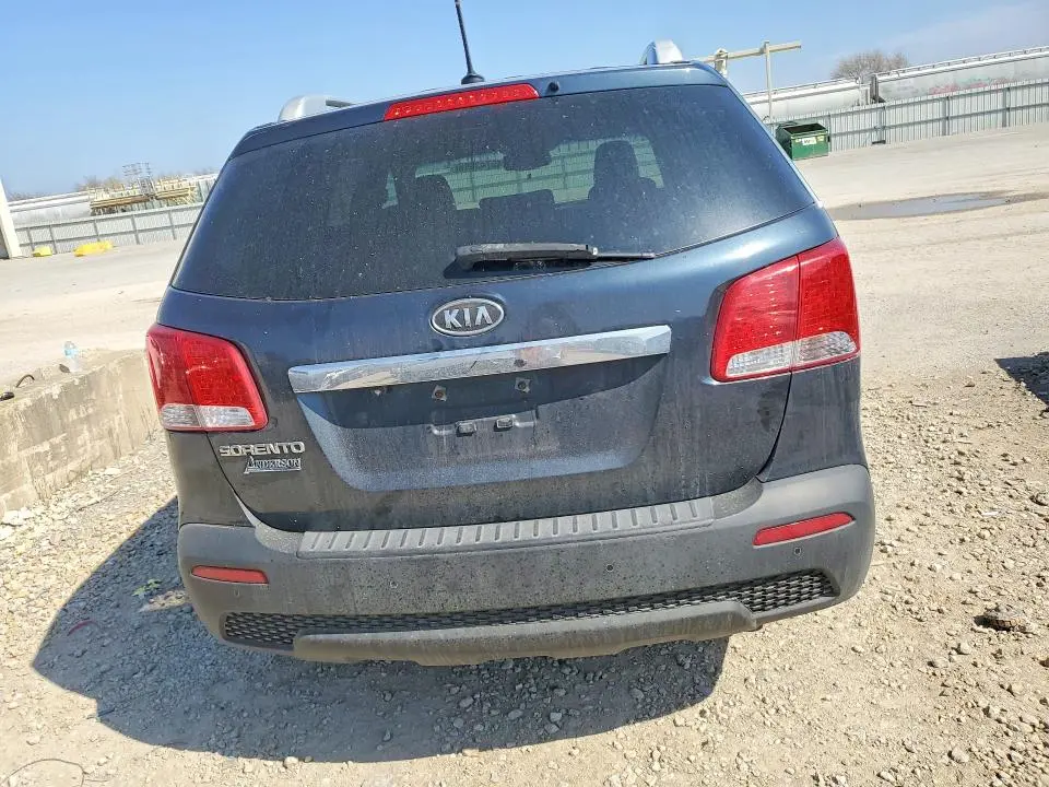 2012 KIA SORENTO LX  