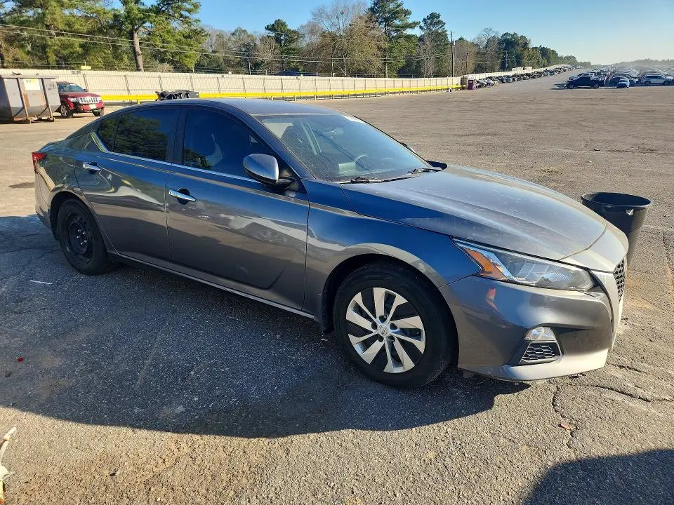 2020 NISSAN ALTIMA S  