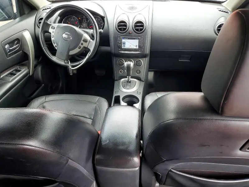 2011 NISSAN ROGUE S  