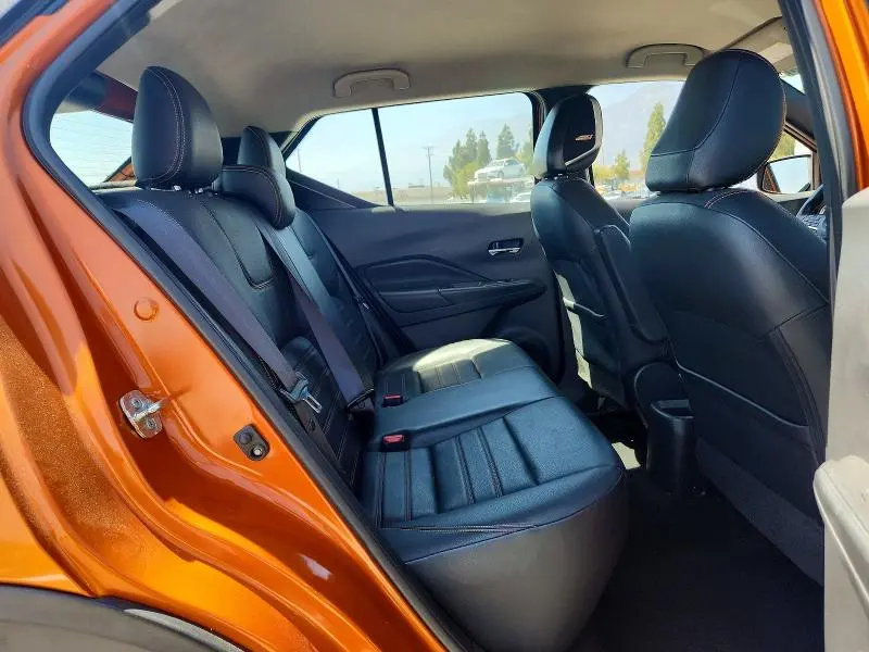 2019 NISSAN KICKS SR  