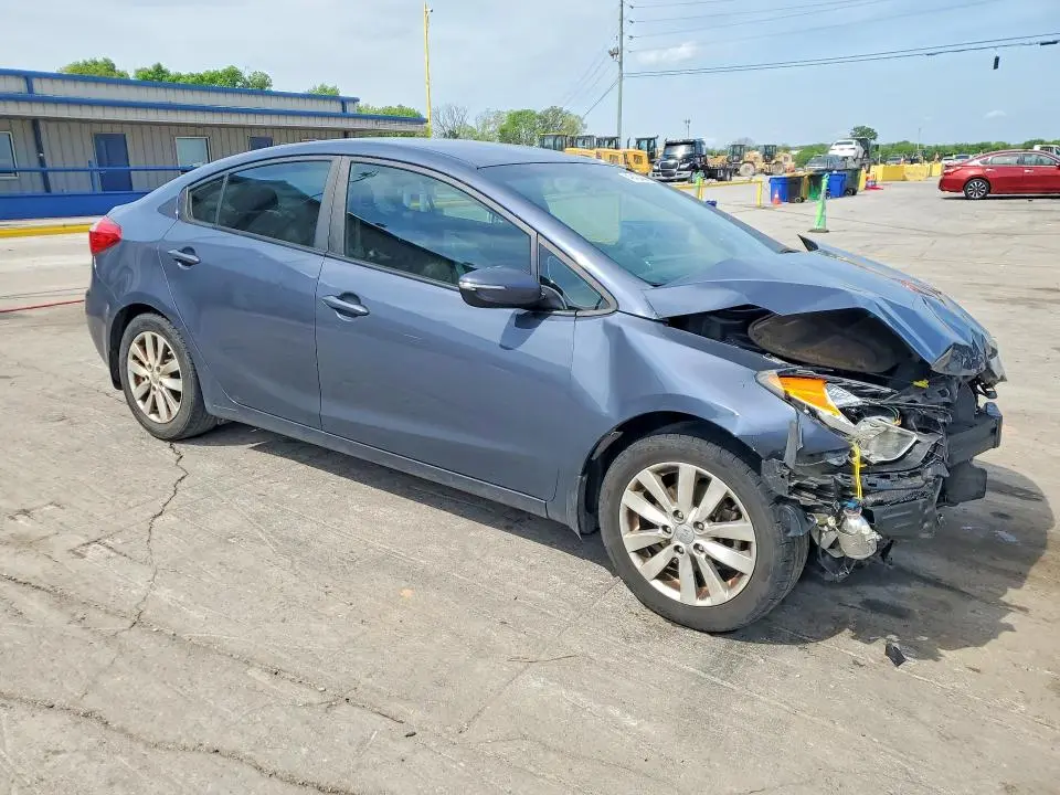 2016 KIA FORTE LX  