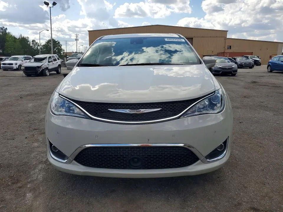 2019 CHRYSLER PACIFICA TOURING PLUS  