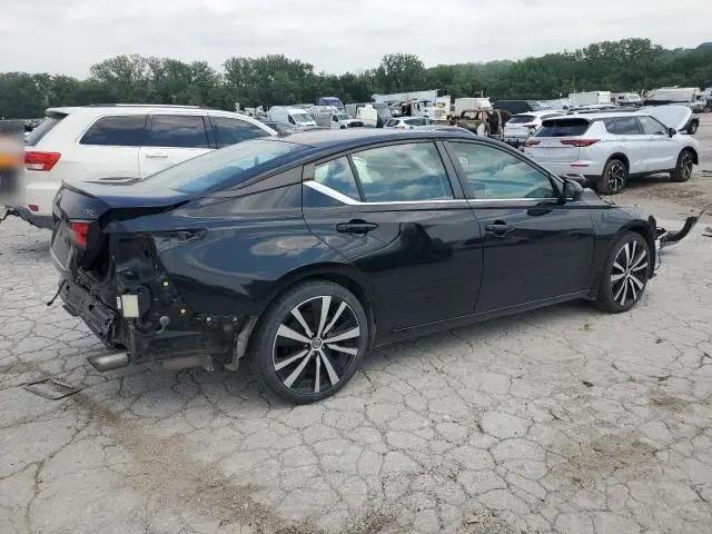 2022 NISSAN ALTIMA SR  