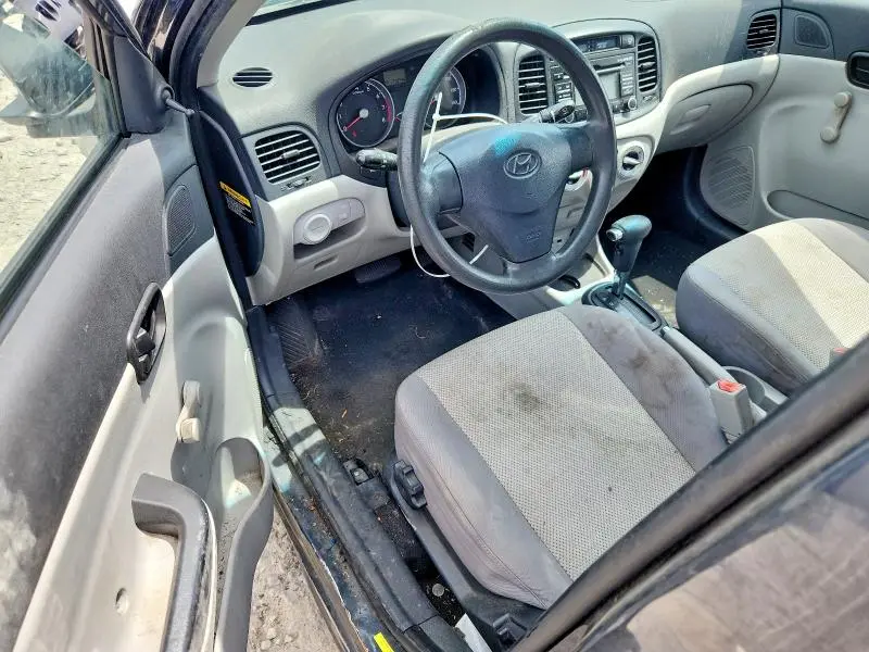 2010 HYUNDAI ACCENT GLS  