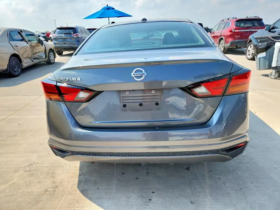 2020 NISSAN ALTIMA S  