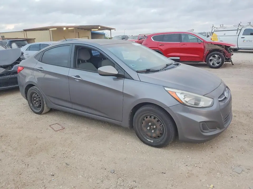 2015 HYUNDAI ACCENT GLS  