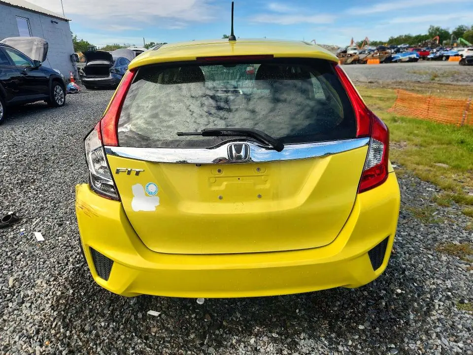 2016 HONDA FIT EX  