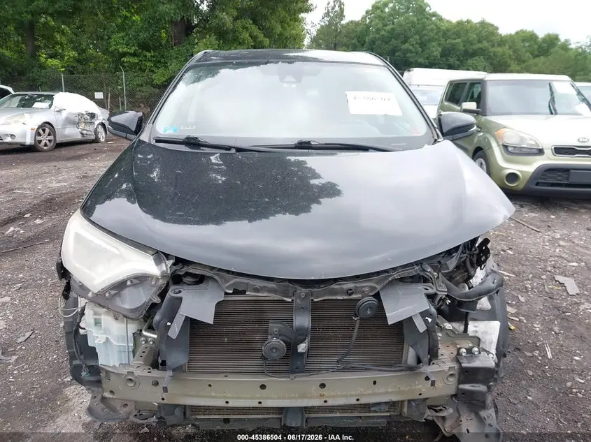 2018 TOYOTA RAV4 XLE