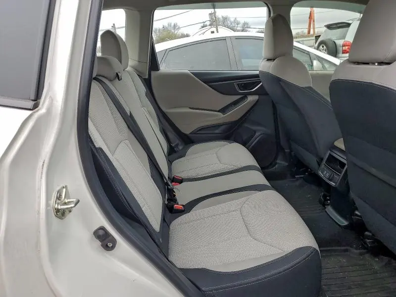 2021 SUBARU FORESTER   