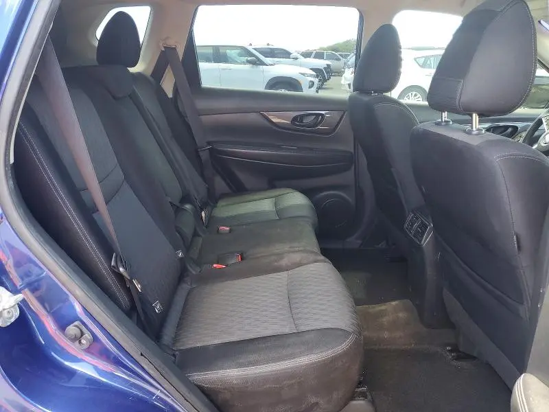 2019 NISSAN ROGUE S  