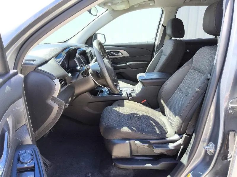 2019 CHEVROLET TRAVERSE LS  